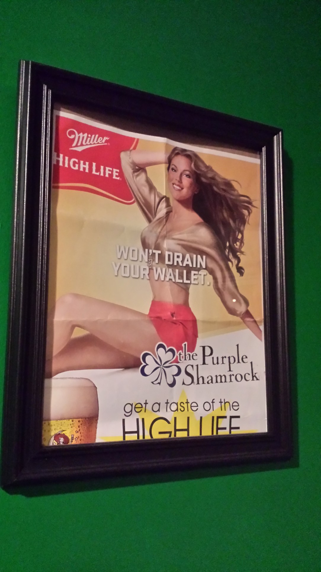 Place: Purple Shamrock Café just off Quincy Markets in Boston. Time: Halloween 2011.